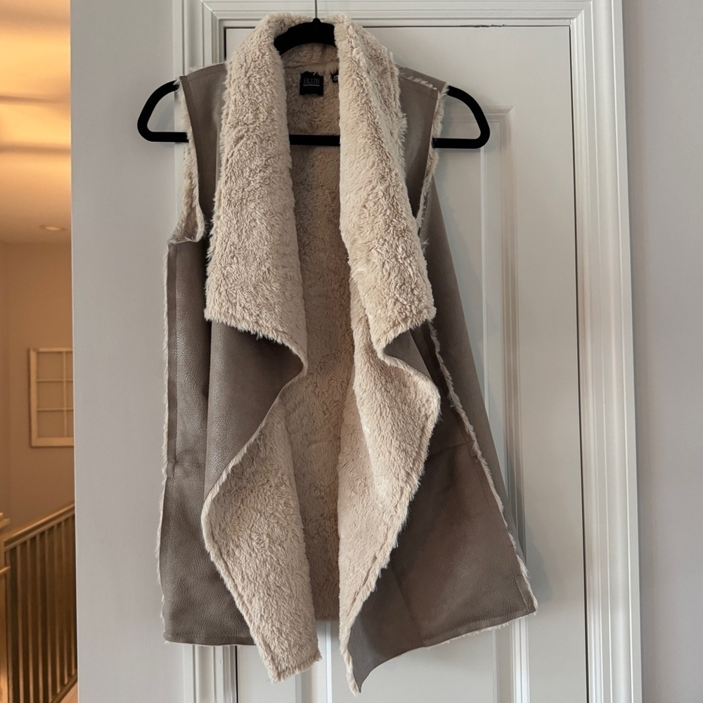 Blue Saks Fifth Avenue Faux Fur Vest Xs - Like New, Taupe/Cream, Womenâs Vest